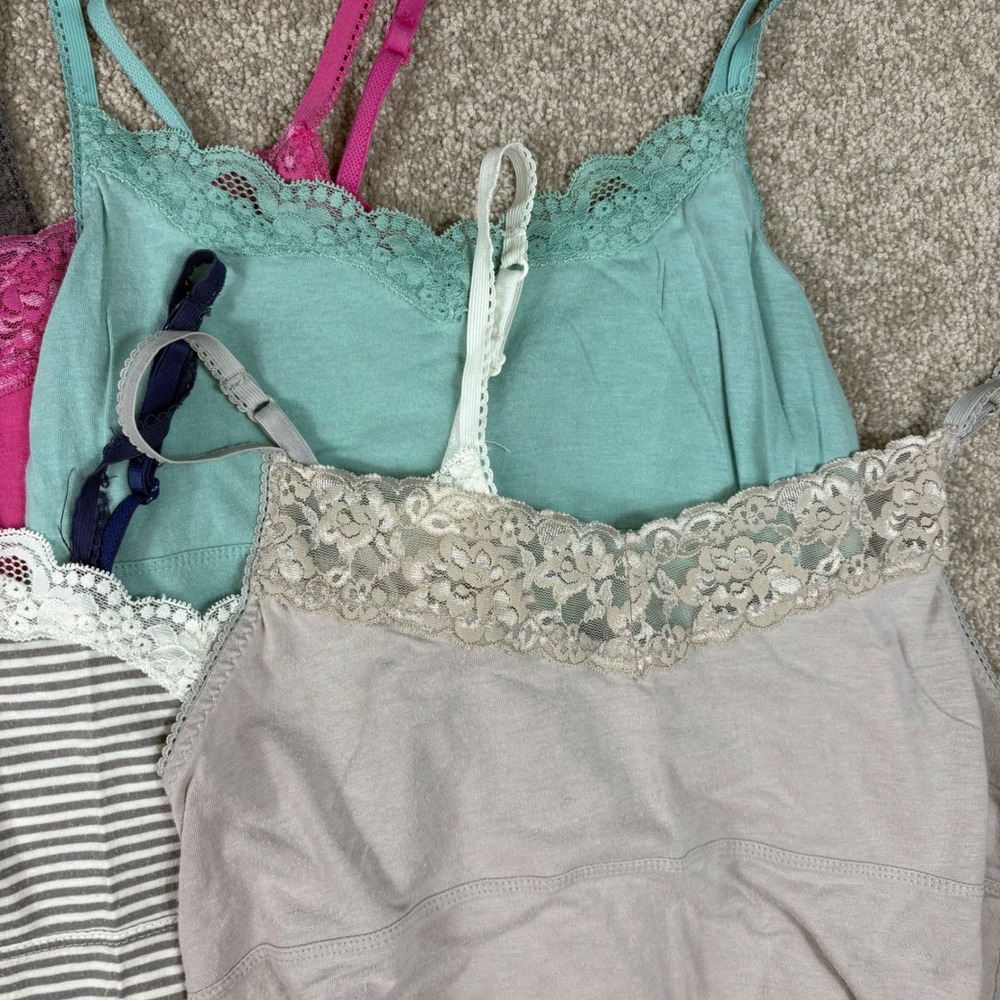Elle Women Camisole Lot of 7 Lace Trim Adjustable Strap Shelf Bra Tanks Small - Picture 4 of 5